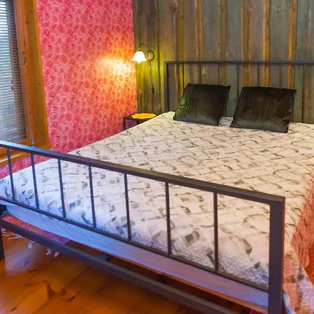 Kuelalismaja Malaika *